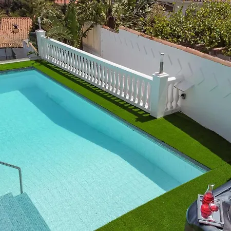 Intermezzo - Jacuzzi, Salt Water Pool&bbq Villa